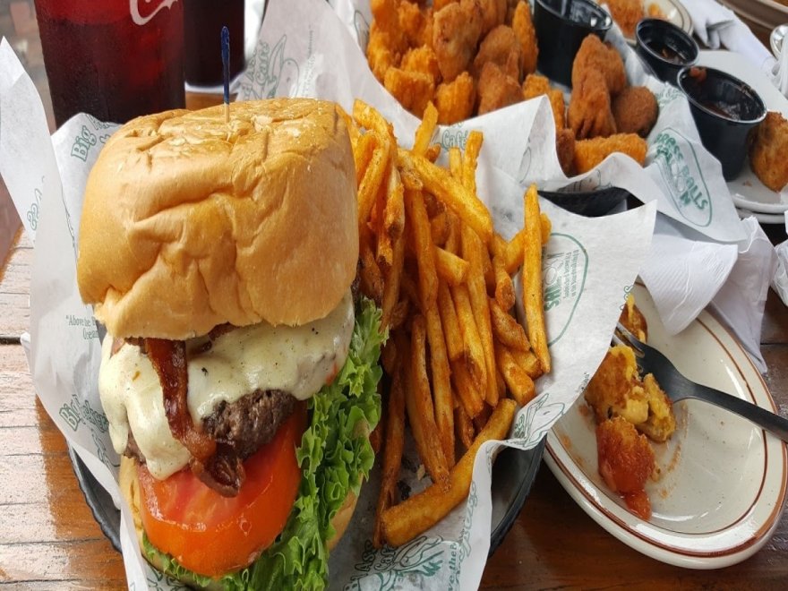 Big Pecker's Bar & Grill