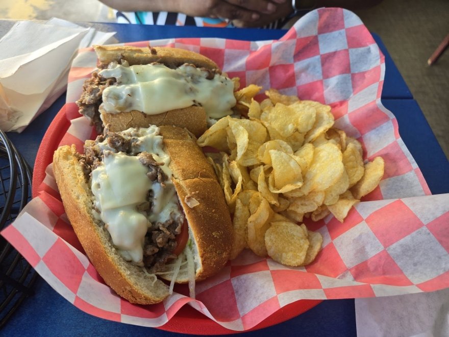 Barracuda's Bar & Grill