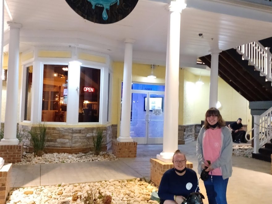 Tailchasers Restaurant & Dock Bar